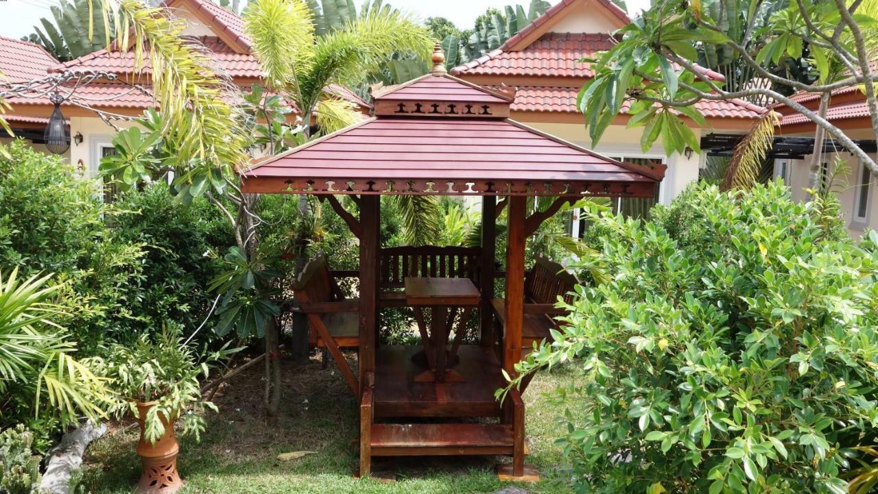 บ้านสุขสิริ บางเสร่ สัตหีบ ภายนอก รูปภาพ